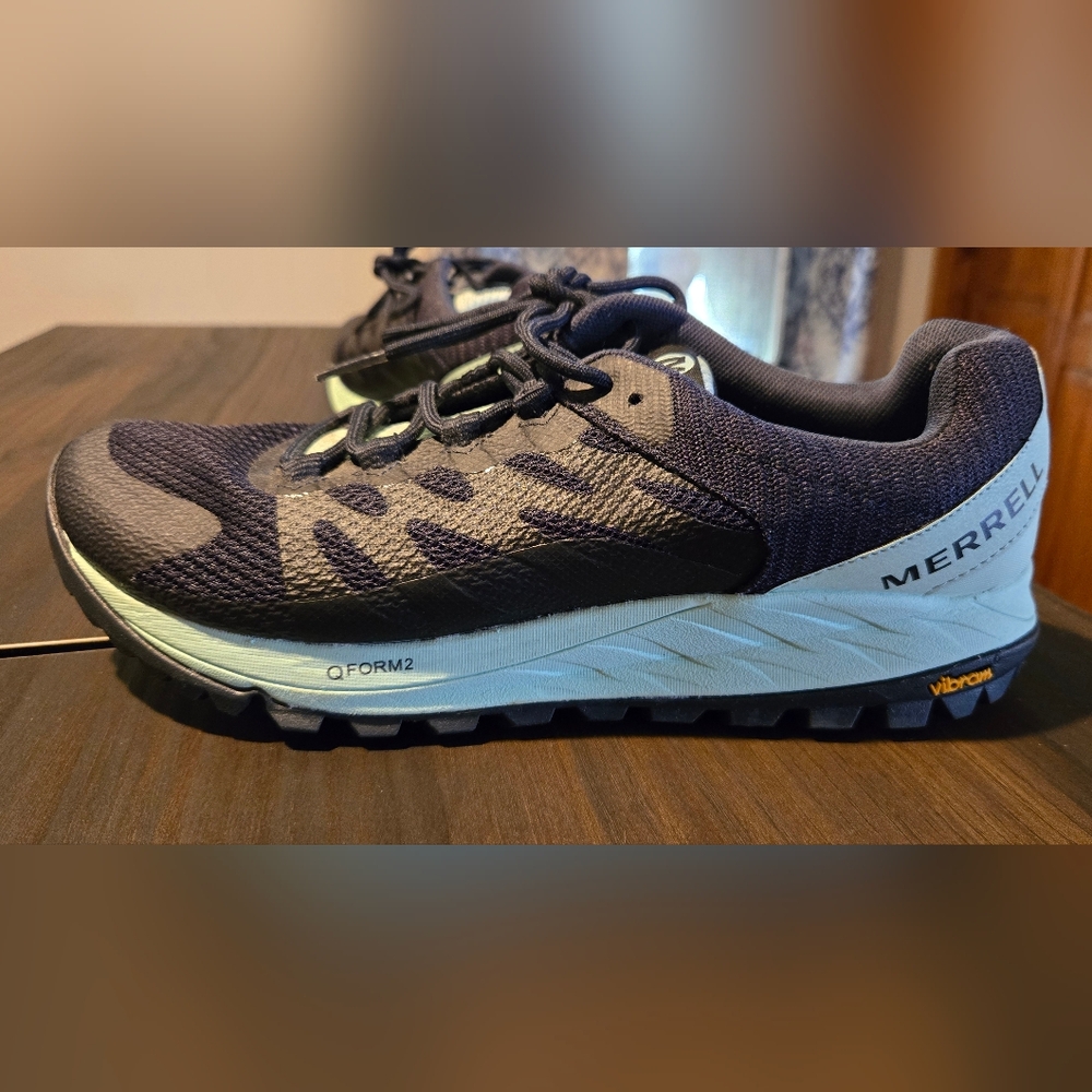 Woman's Blue Merrell Athletic Shoes with Breathable Mesh - Picture 7 of 9